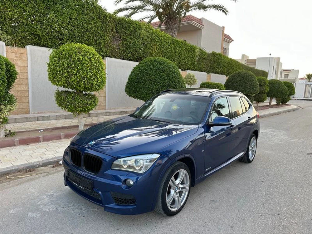 Belle BMW x1 phase 2 bvm pack M full options à L Aouina, Tunis — photo 2