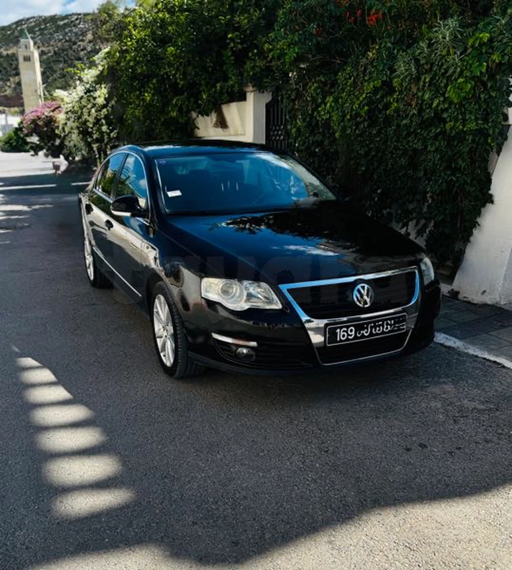 VW PASSAT COMFORTLINE à Ezzahra, Ben Arous — photo 1