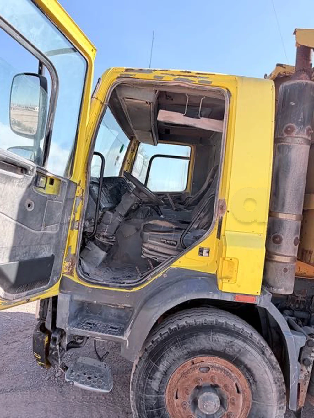 camion DAF - 6/4 à Autres Villes, Zaghouan — photo 1