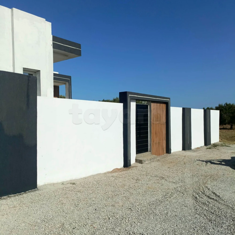 فيلا للبيع بها 300م بالحمامات الجنوبية99202001 à Hammamet, Nabeul — photo 1