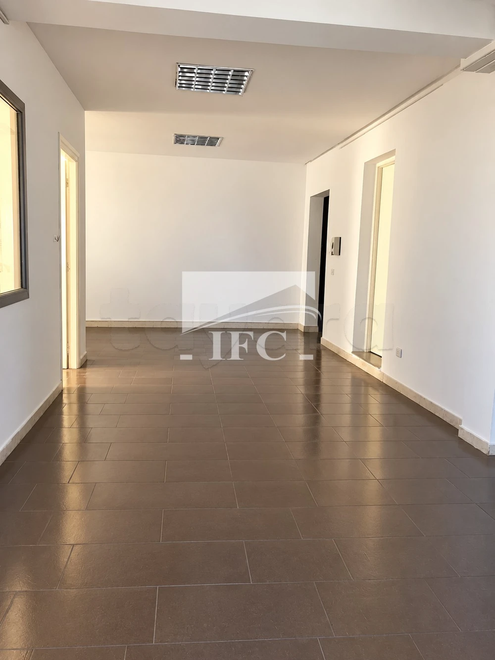 Bureau en 8 espaces-330m²-charguia 2-IFCC173 à Cité El Khadra, Tunis — photo 3