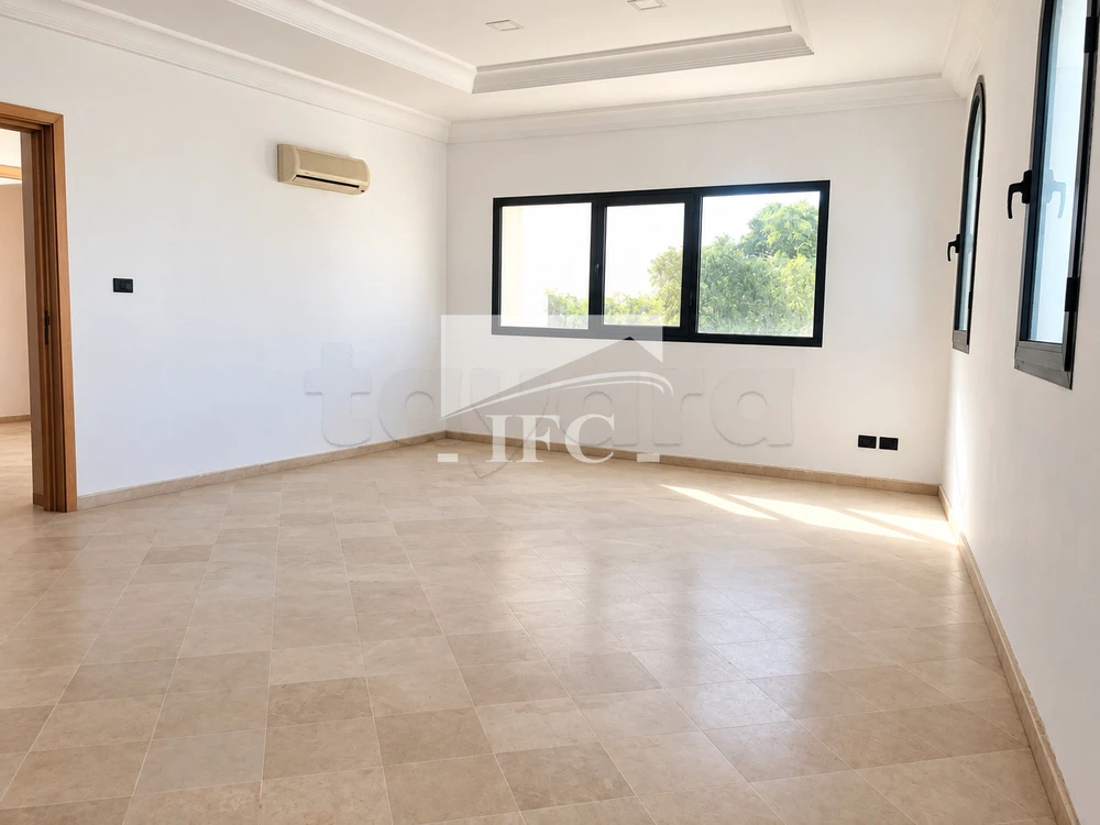 Bureau en 6 espaces-220m²-charguia 1-IFCC140 à Cité El Khadra, Tunis — photo 1
