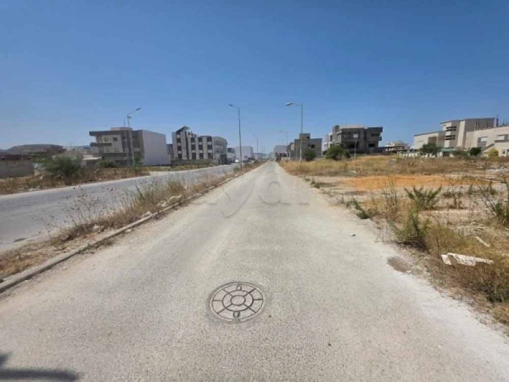 Terrain de 410 m² à Borj Cedria à Hammam Chott, Ben Arous — photo 1