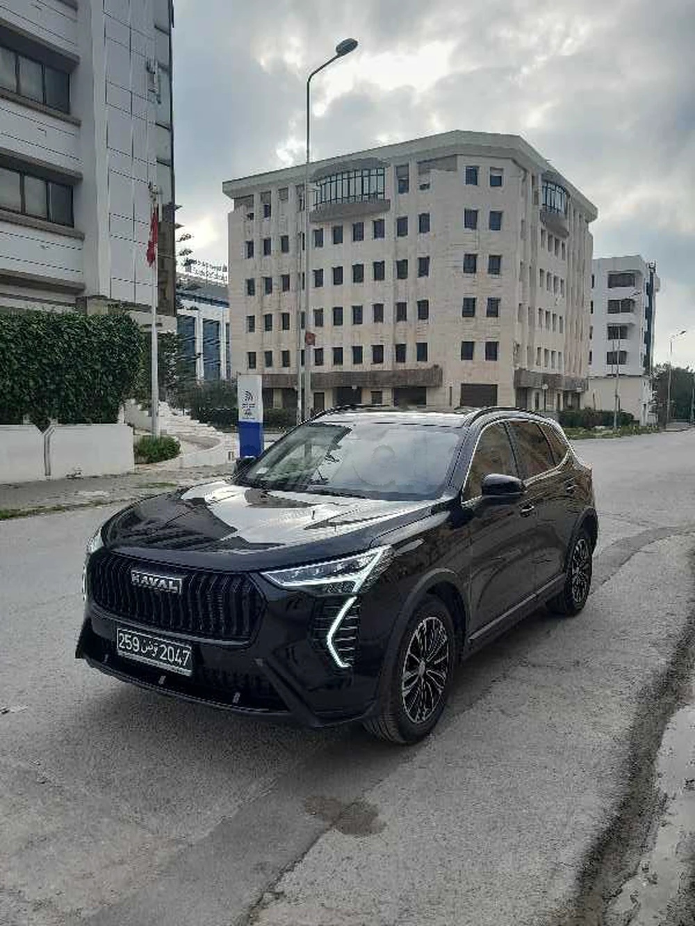 Haval jolion à Les Jardins El Menzah 2, Ariana — photo 1