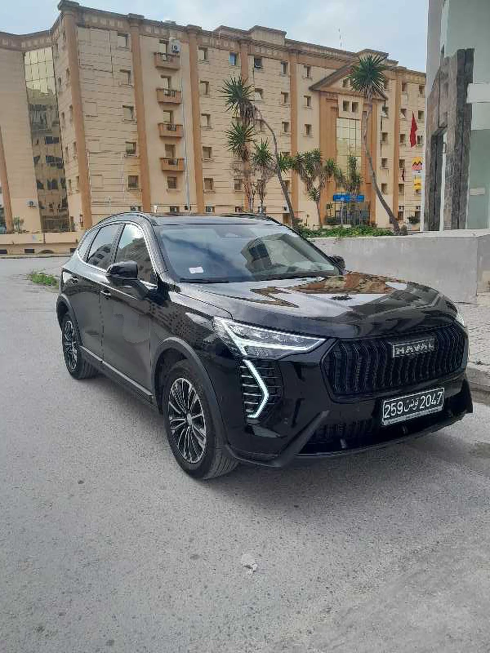 Haval jolion à Les Jardins El Menzah 2, Ariana — photo 3
