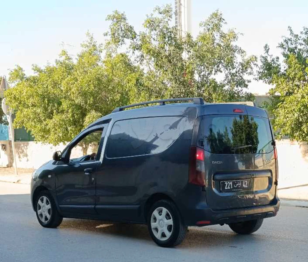 dacia dokker à Riadh Andalous, Ariana — photo 5
