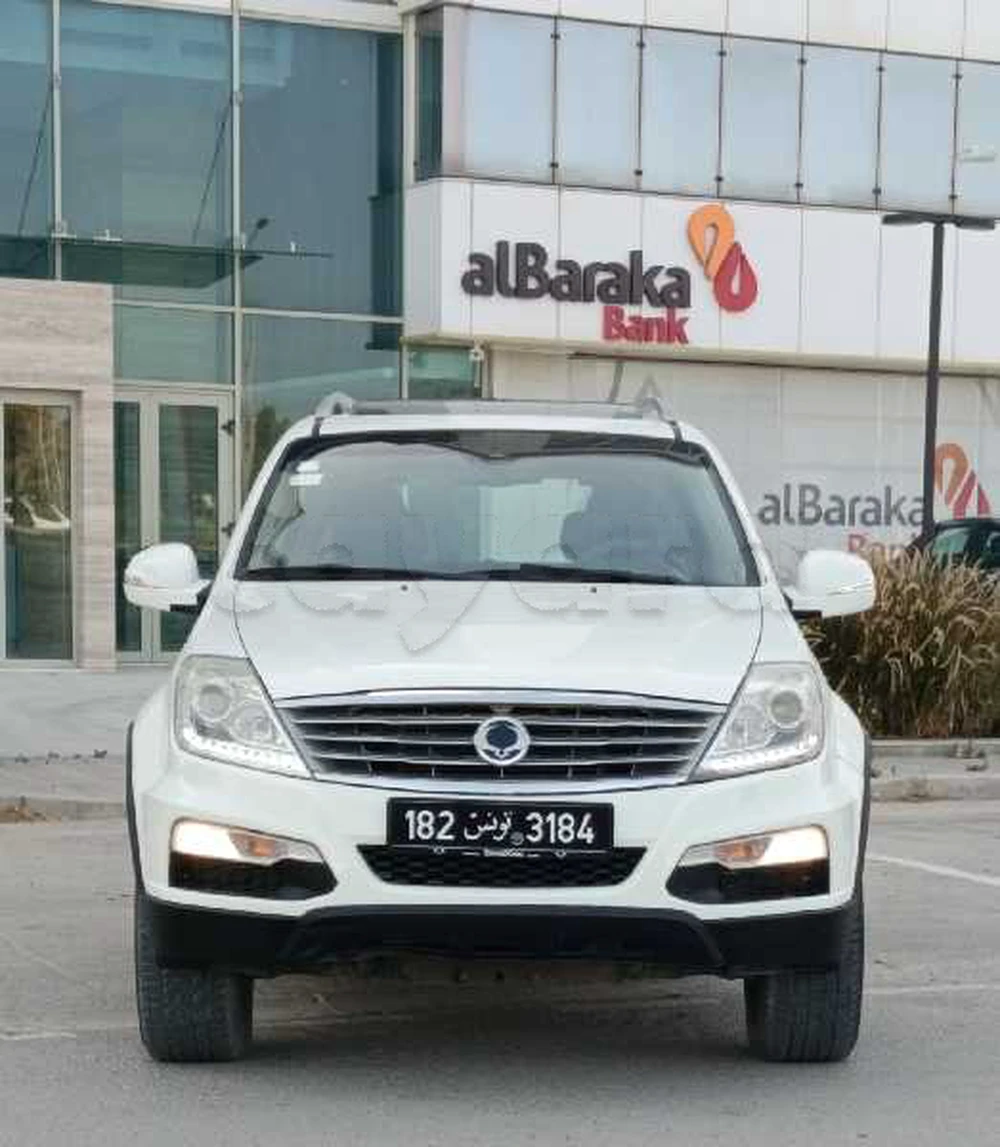 ssangyong rexton 200 exdi 4x4 limited à Riadh Andalous, Ariana — photo 1