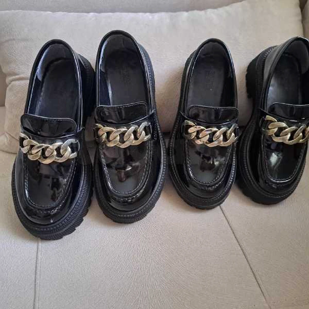 Deux Chaussures d'enfants à El Mourouj 3, Ben Arous — photo 1