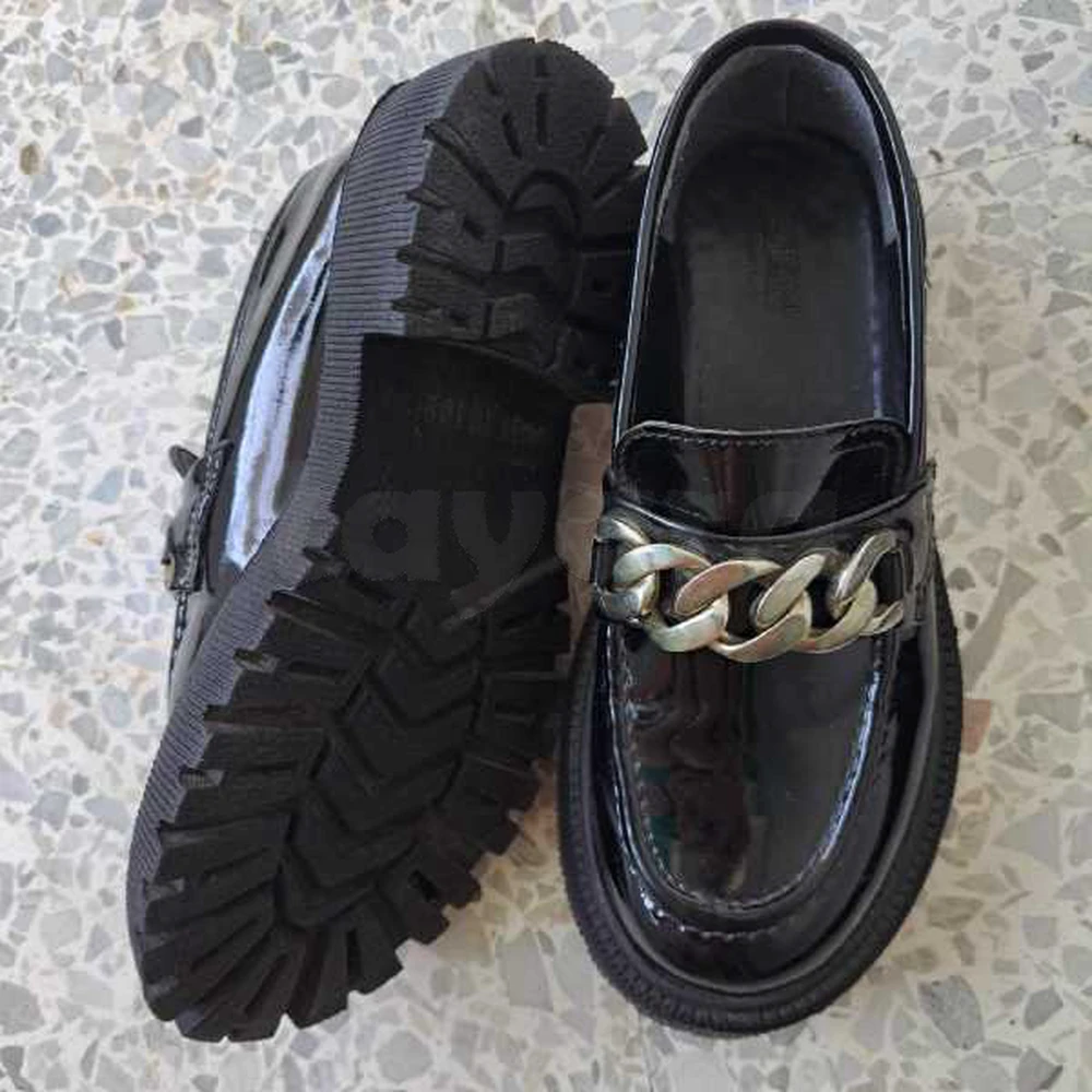 Deux Chaussures d'enfants à El Mourouj 3, Ben Arous — photo 2