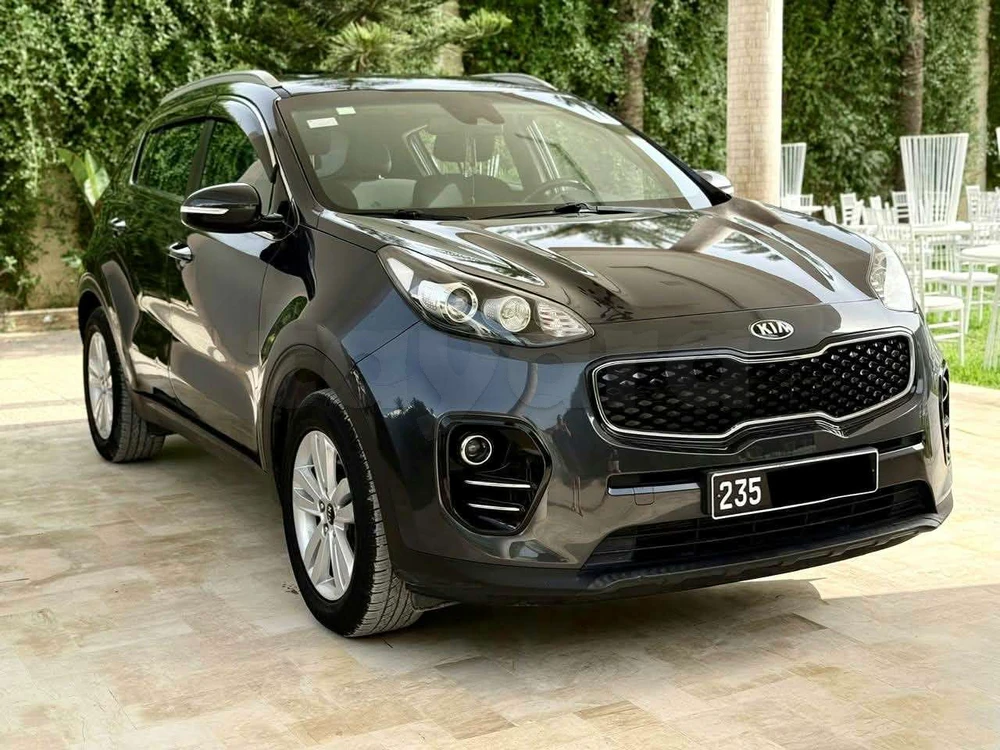 Kia Sportage à Ksar Hellal, Monastir — photo 1