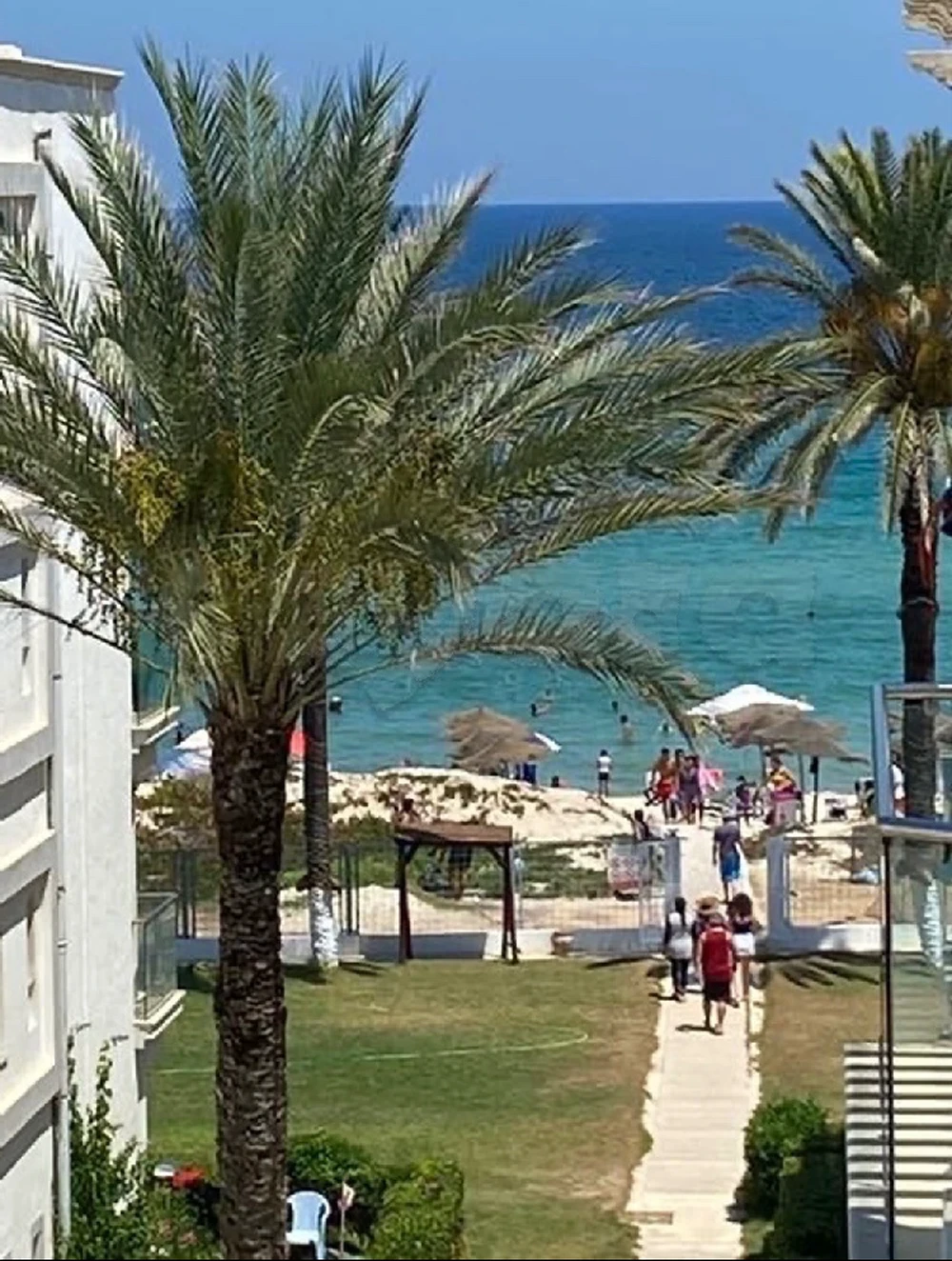 À louer à l’année – S+1 à Chatt Mariem, Sousse à Tunis, Tunis — photo 5