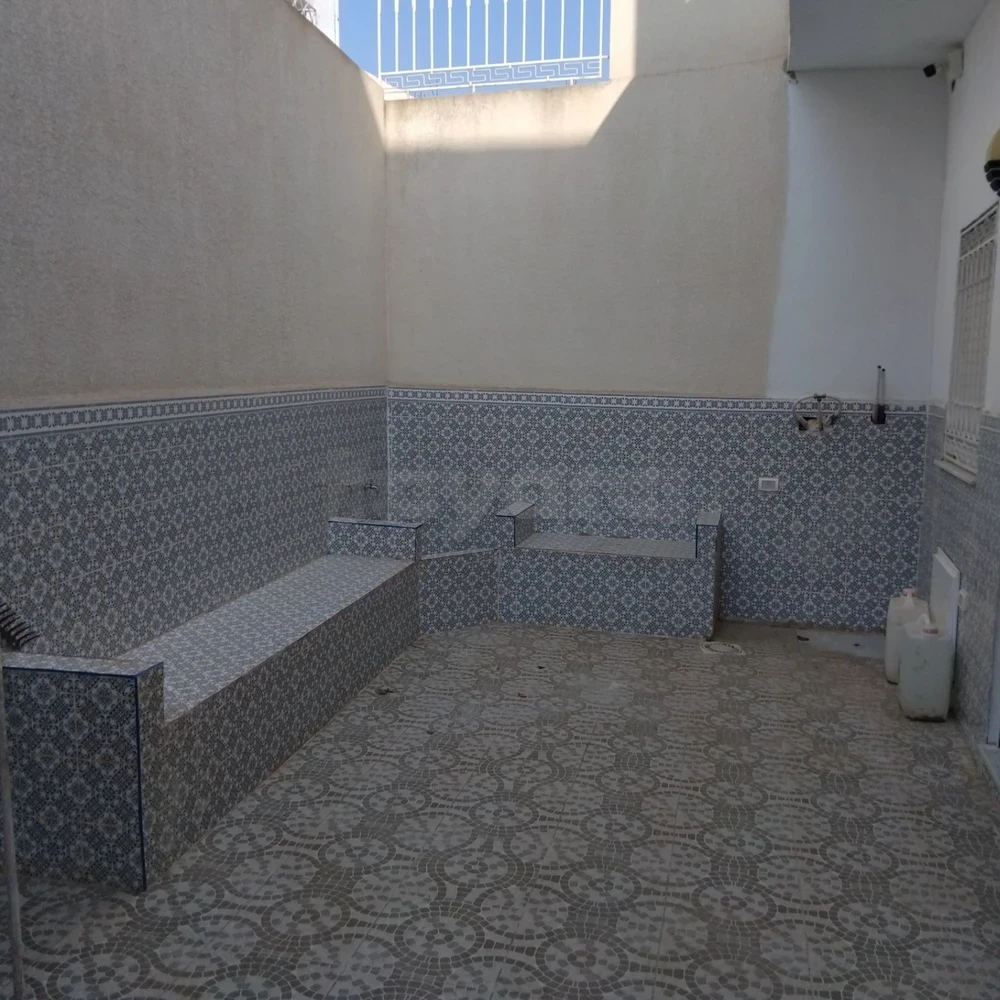 A vendre coquette Villa ibn sina 1 à Tunis, Tunis — photo 4