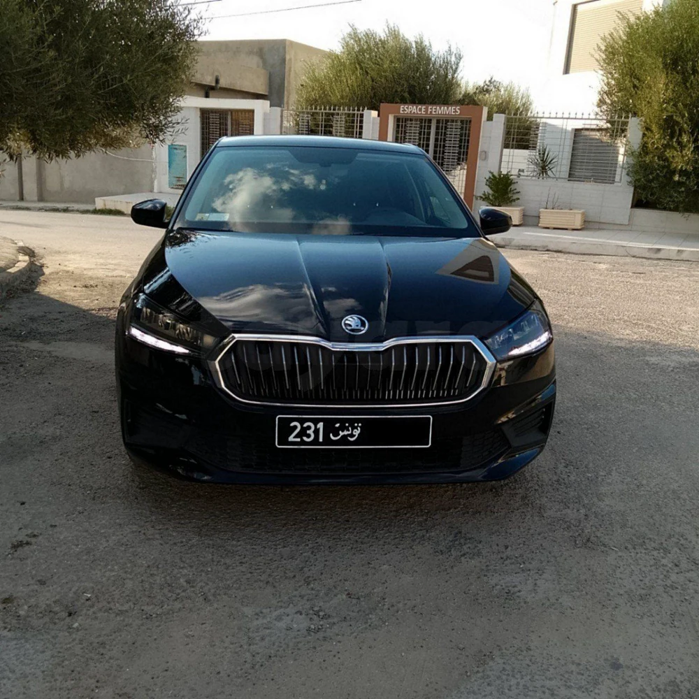 SKODA FABIA TOUTE OPTION FIN 2022 à Sousse, Sousse — photo 1