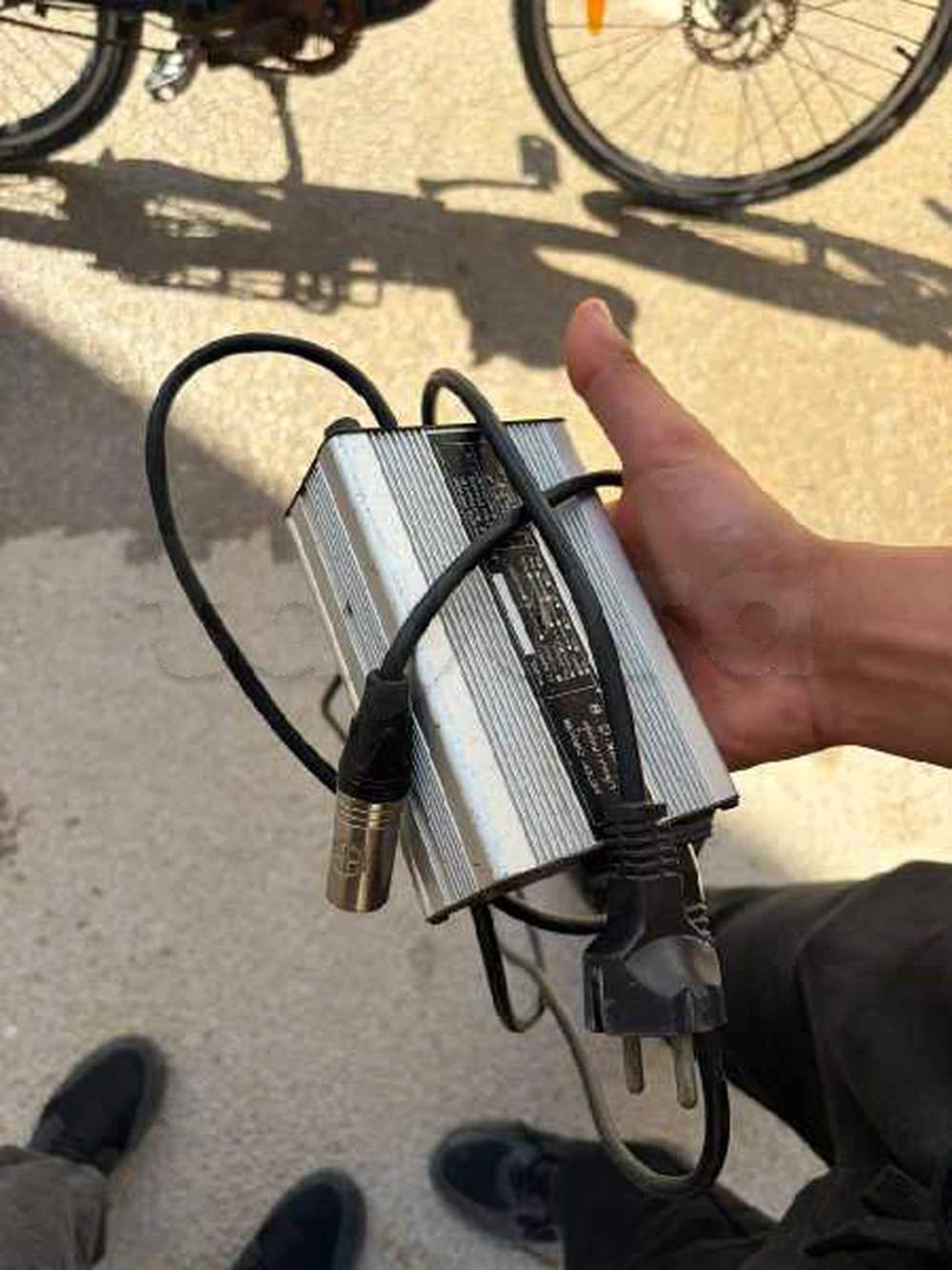 Deux bicyclette électrique fonctionnelle +chargeur +batterie à Monastir, Monastir — photo 4
