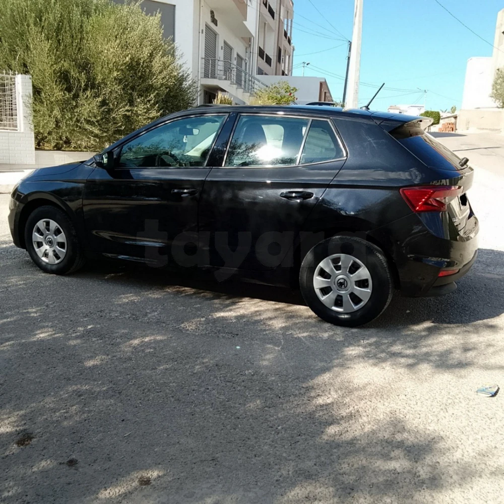 SKODA FABIA TOUTE OPTION à Sousse, Sousse — photo 4
