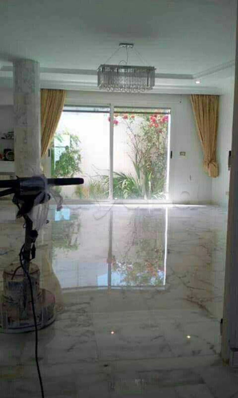 ponçage du Sol à Tunis, Tunis — photo 3