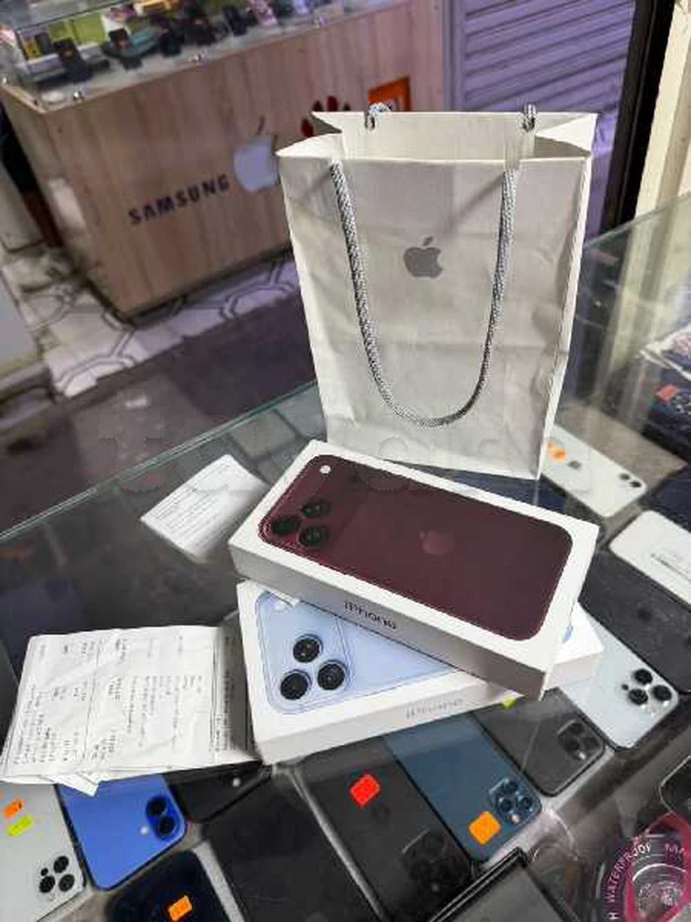 IPhone 18 pro max version européenne Sim à Le Bardo, Tunis — photo 3