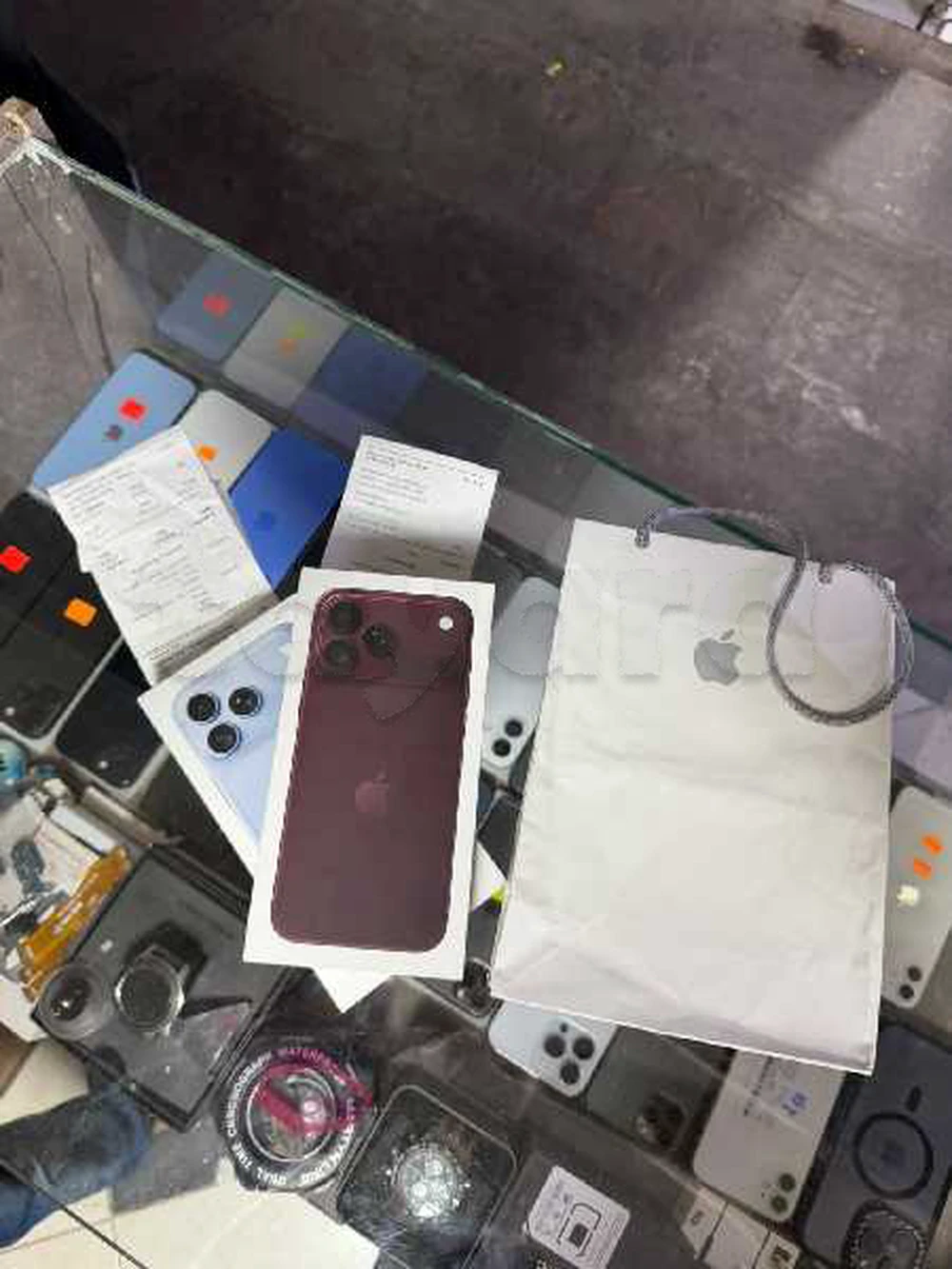 IPhone 18 pro max version européenne Sim à Le Bardo, Tunis — photo 4