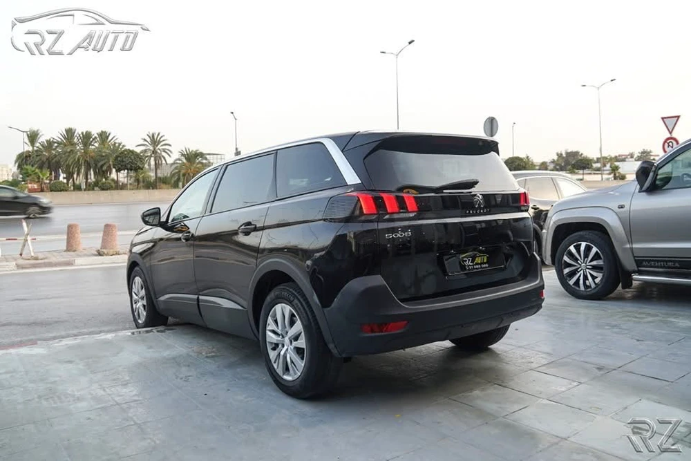 PEUGEOT 5008 ALLURE 51 080 080 | 26 410 477 Possibilité de vente ou échange - Motorisation 1. à L Aouina, Tunis — photo 5
