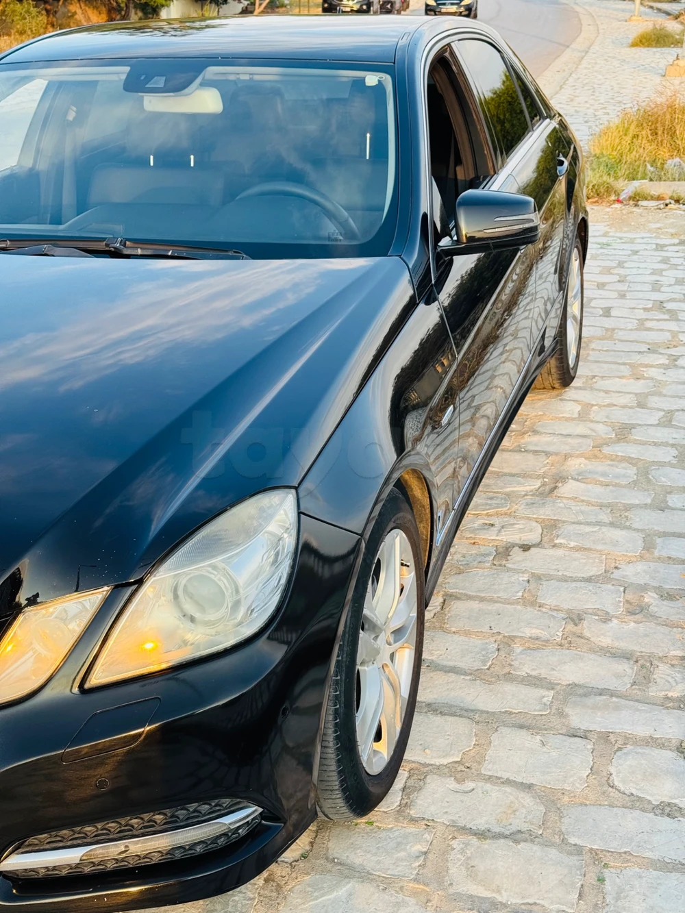 vendre mercedes e 200 cdi ttes options etat comme neuf modele 2012 à Tunis Belvedere, Tunis — photo 3
