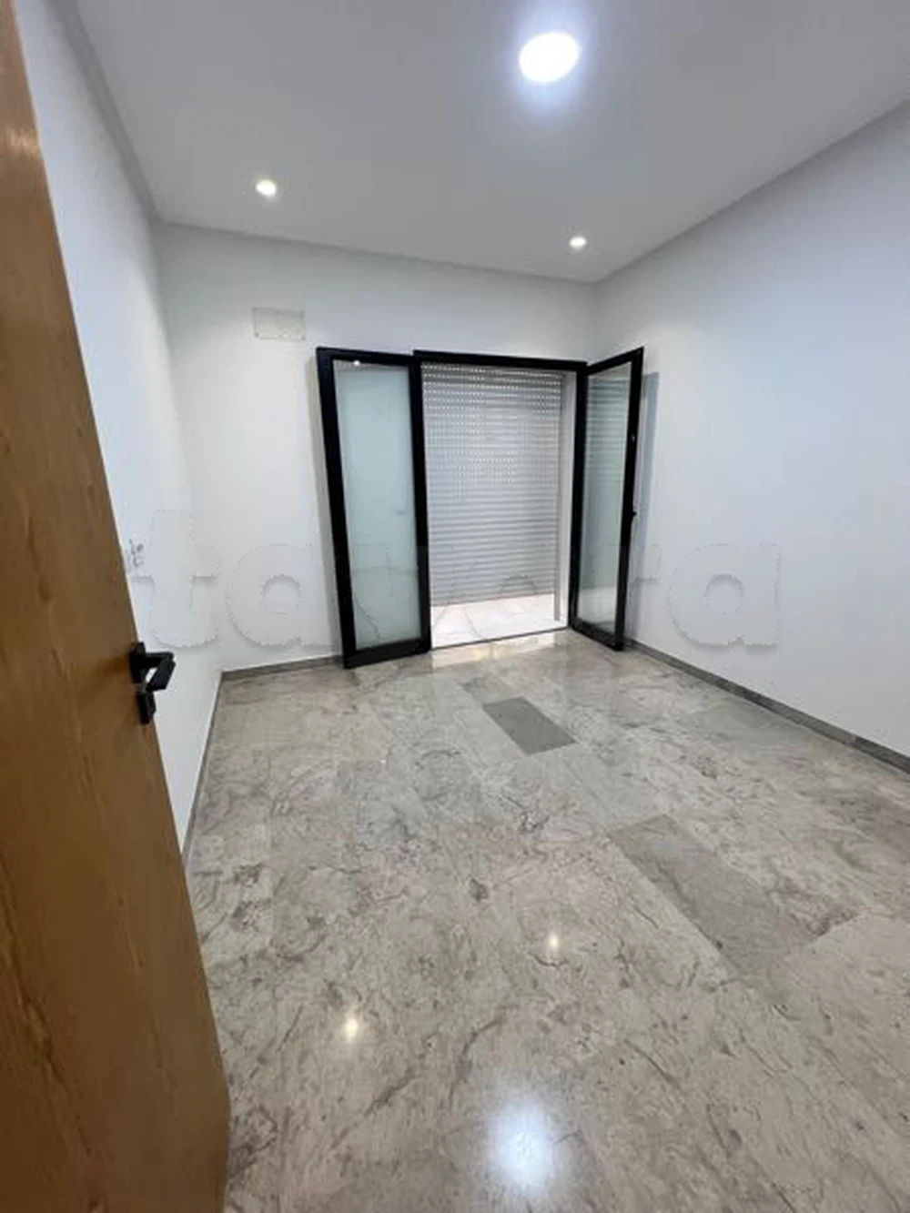 Un Bureau H+2 à Louer à L’aouina Cité Lwahat à L Aouina, Tunis — photo 3