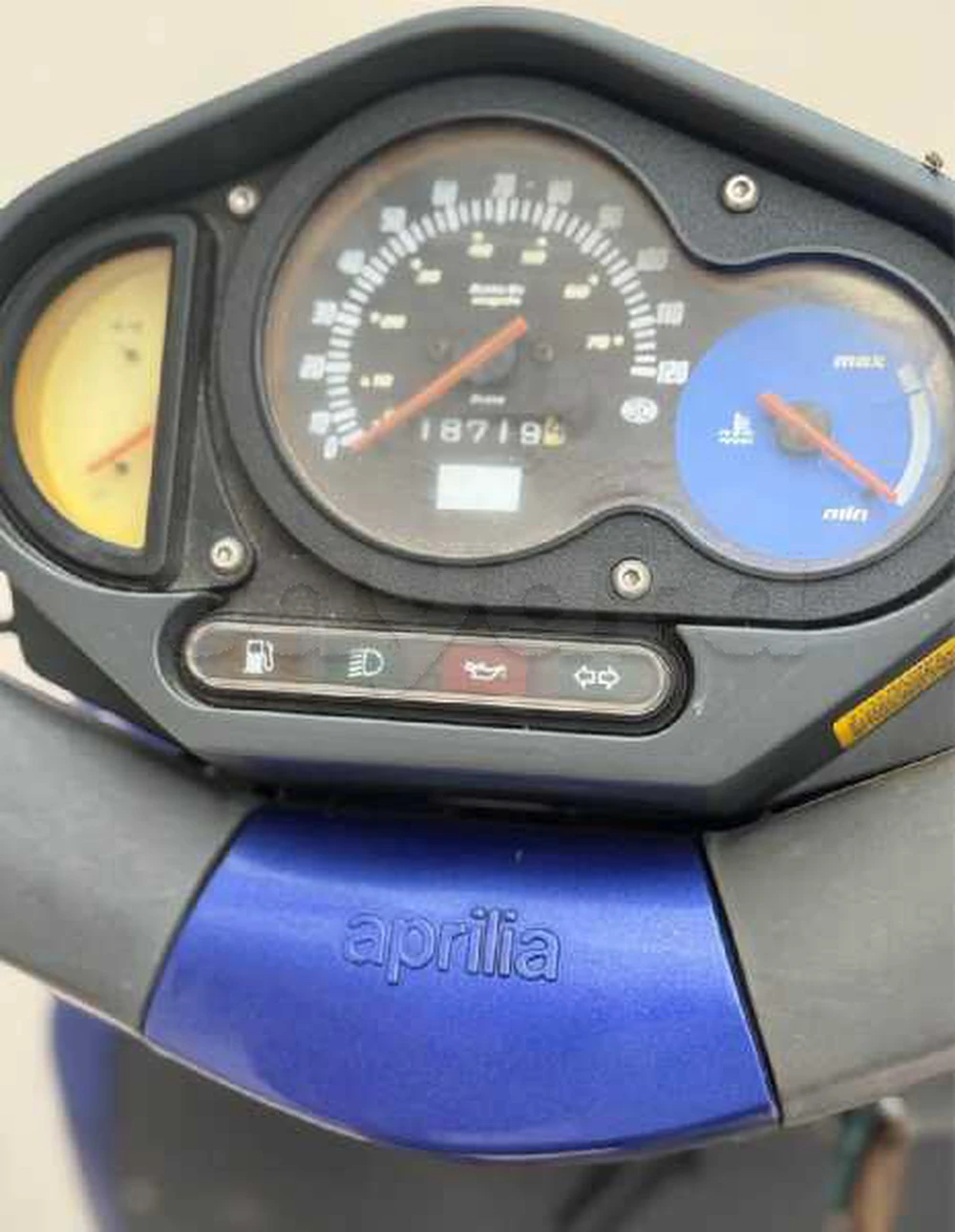 Aprilia rally 50 à Menzel Bouzelfa, Nabeul — photo 5
