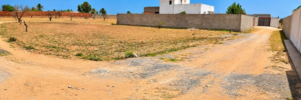 Terrain constructible 800 m² à 3 façades – Route El Ain km 10.5, Sfax à Route El Ain, Sfax — photo 3
