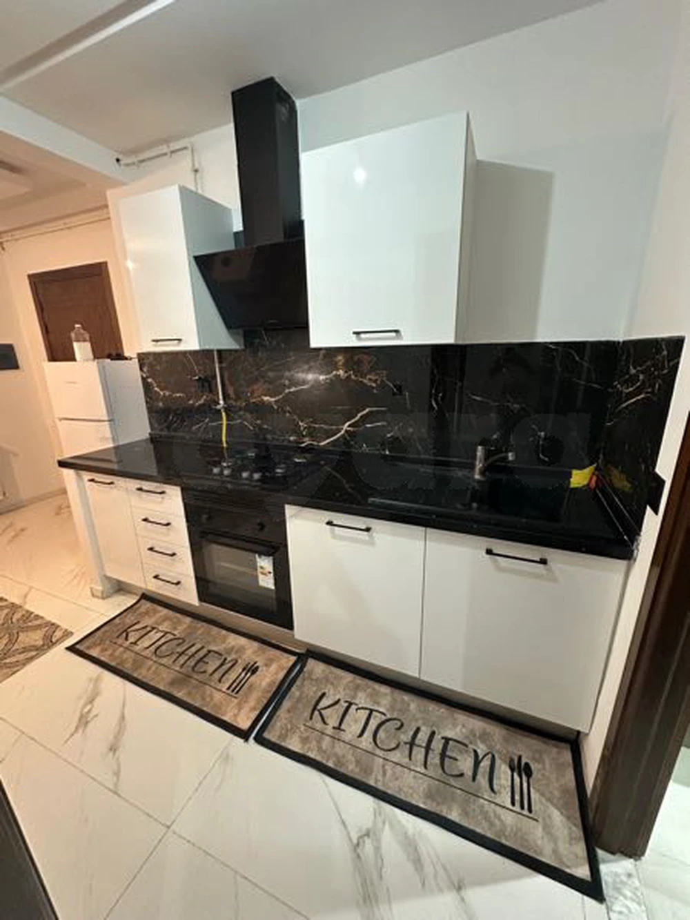 à louer des appartements meublés par nuitée jardin de Lawina cité les palmiers (7ay wa7et)tel 232634 à L Aouina, Tunis — photo 3