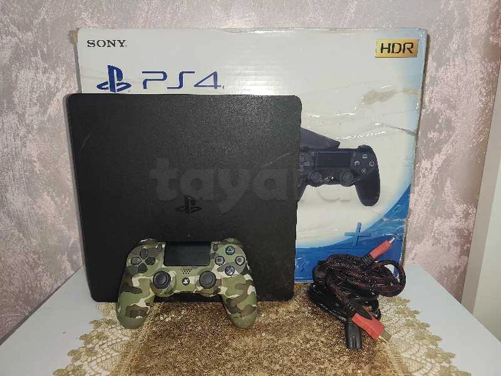 Ps4 slim patché 1TB à Ezzouhour, Tunis — photo 2