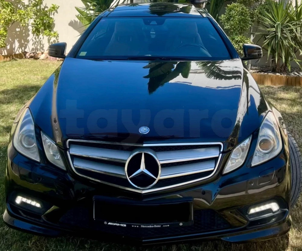 Mercedes-Benz Classe E200 Coupee Amg w207 à Lac 2, Tunis — photo 2
