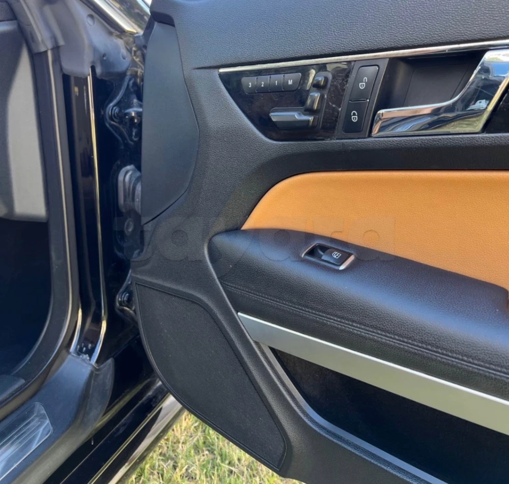 Mercedes-Benz Classe E200 Coupee Amg w207 à Lac 2, Tunis — photo 3