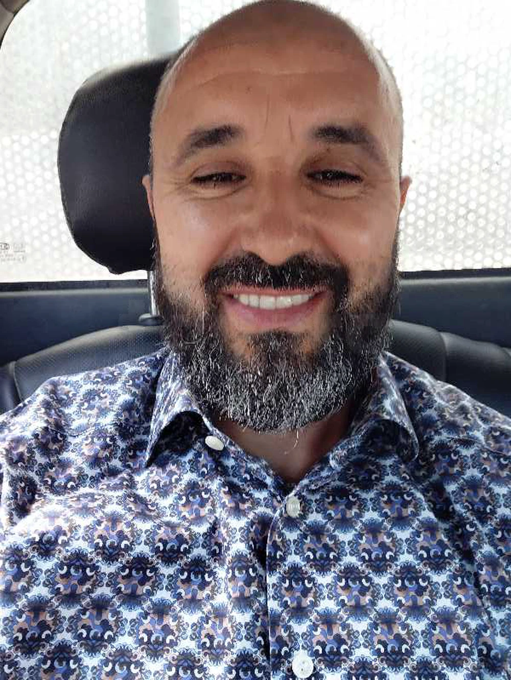 chauffeur livreur commercial niveau bac avec 10 ans d'expérience à Autres Villes, Ben Arous — photo 2