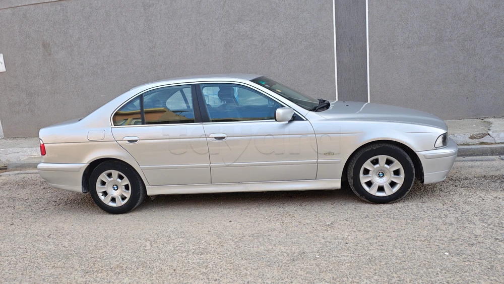 BMW E39 phase 2 à Ksour Essef, Mahdia — photo 2