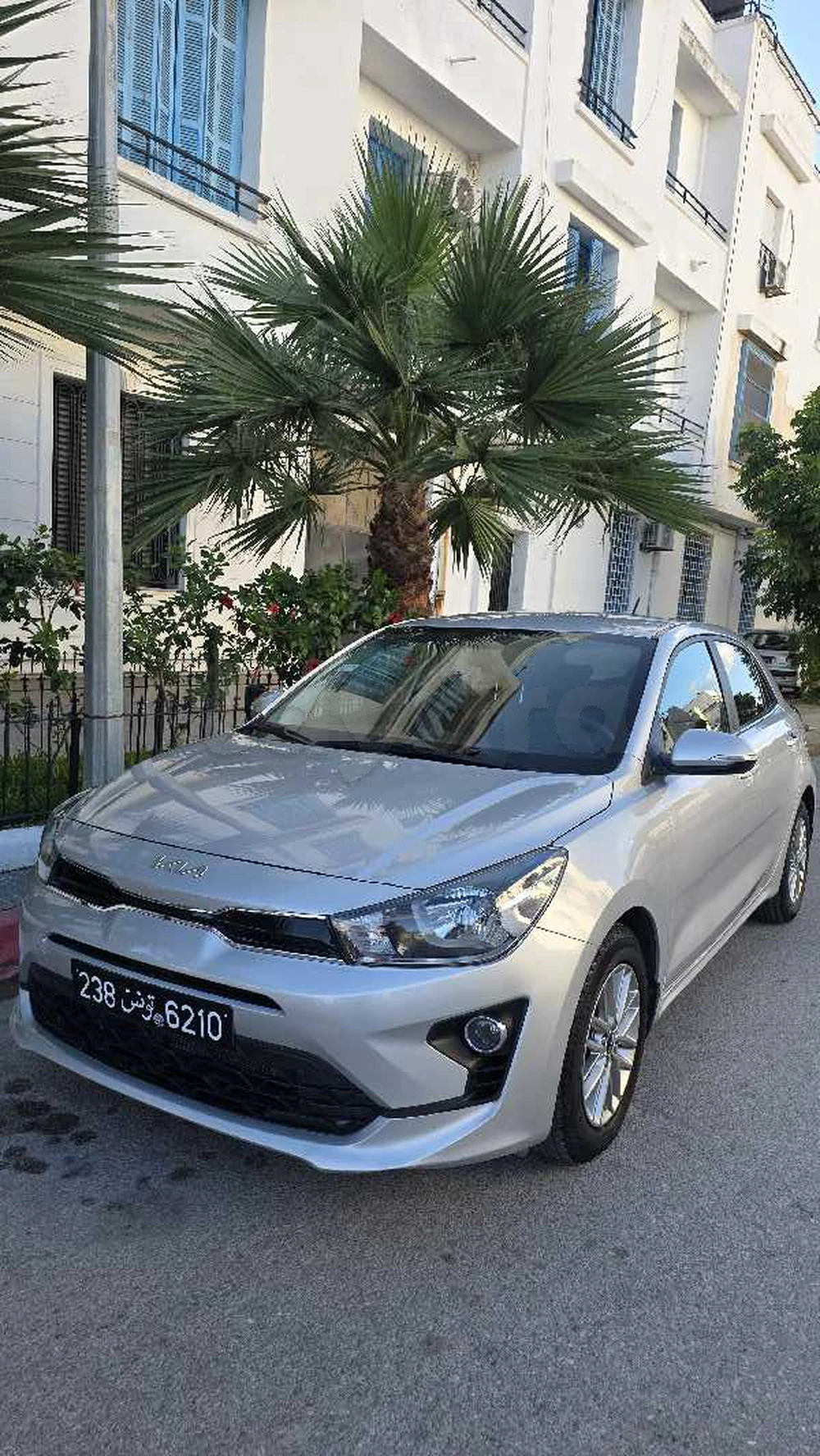 KIA RIO à Bizerte, Bizerte — photo 3