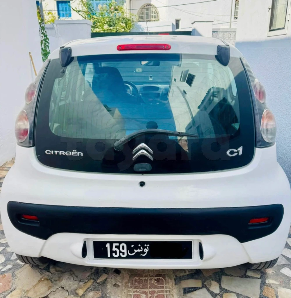 Citroen C1 fin 2012 à Le Kram, Tunis — photo 3
