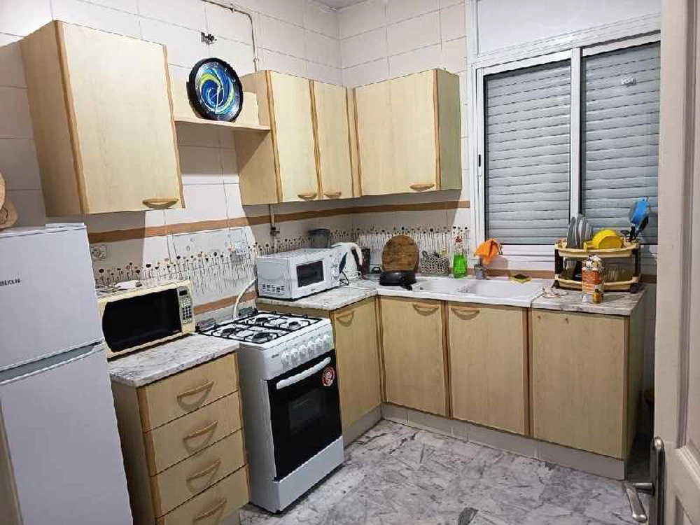 appartement s1 richement meublé ain zaghouan sud à Ain Zaghouan Sud, Tunis — photo 2