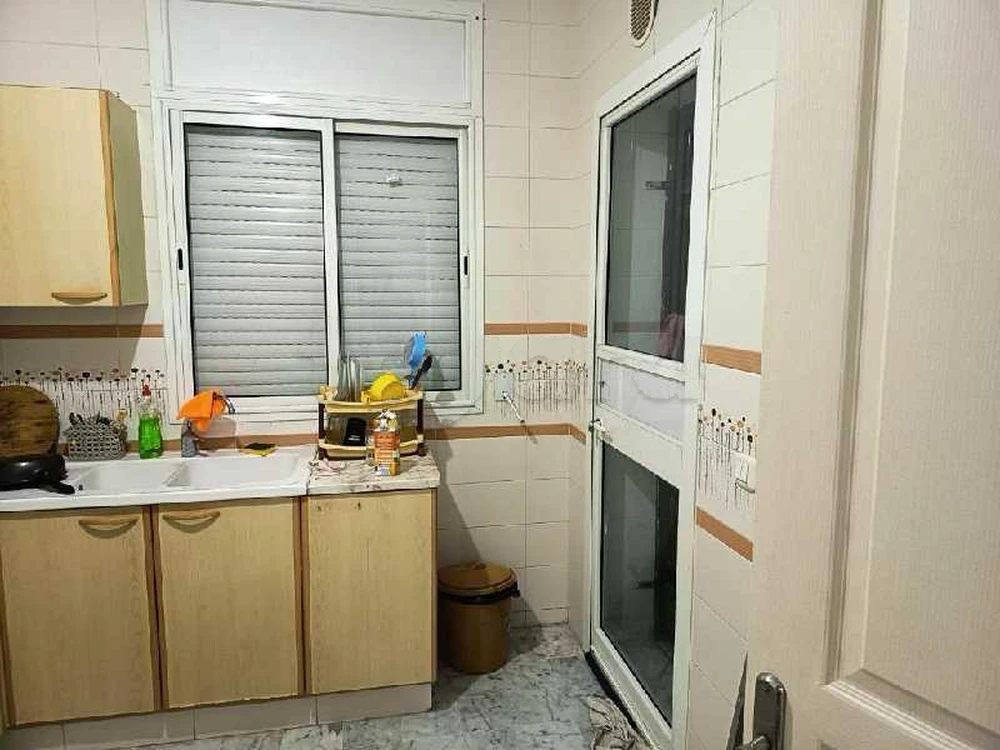 appartement s1 richement meublé ain zaghouan sud à Ain Zaghouan Sud, Tunis — photo 3