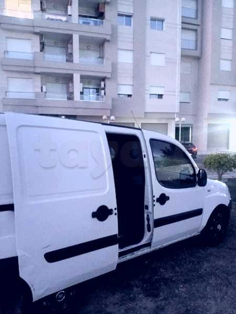 Fiat doblo avendre à Tunis, Tunis — photo 5