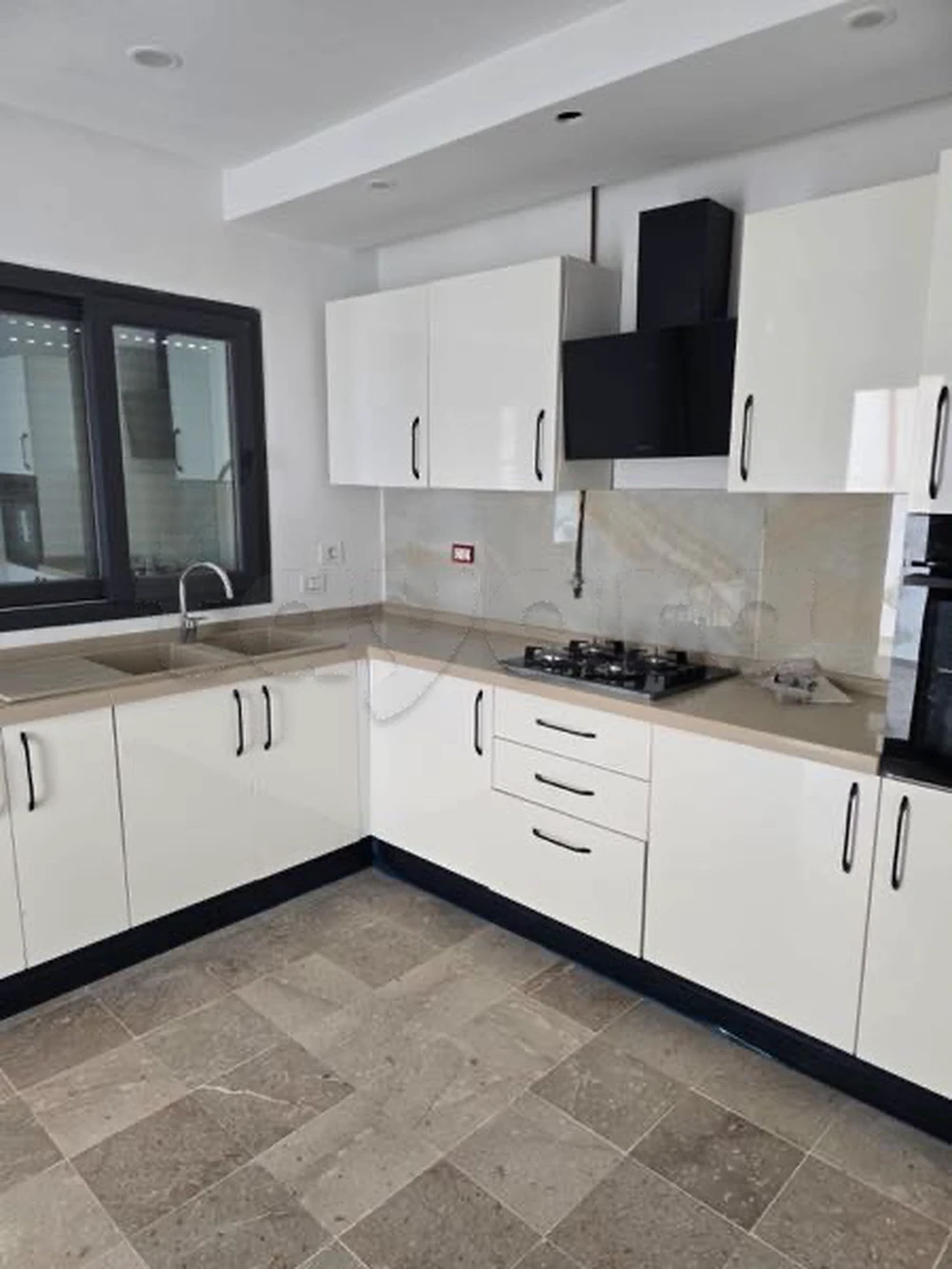 Le Confort Et l’élégance À Sahloul À Vendre Appartement S+2 à Sousse Jawhara, Sousse — photo 4