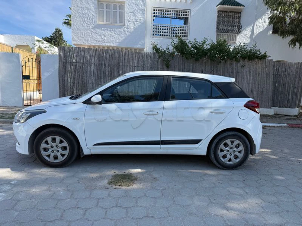 Hyundai i20 à Hammamet, Nabeul — photo 2
