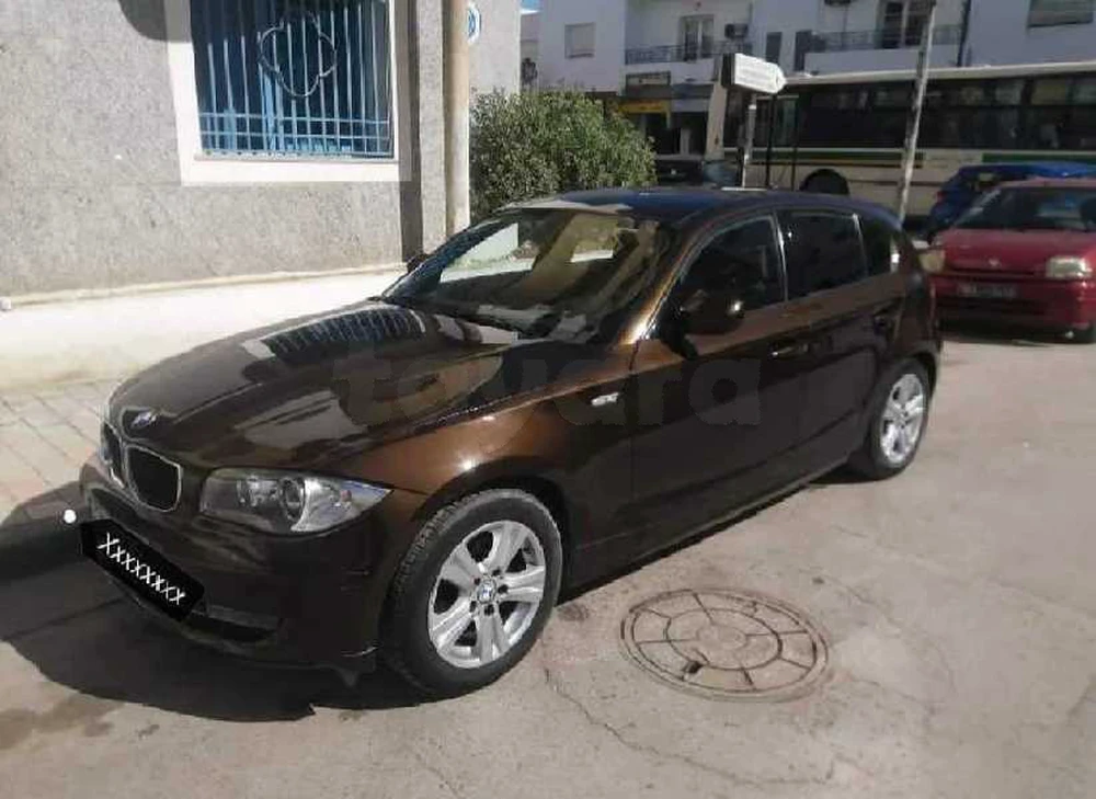 BMW série 1 à La Goulette, Tunis — photo 1