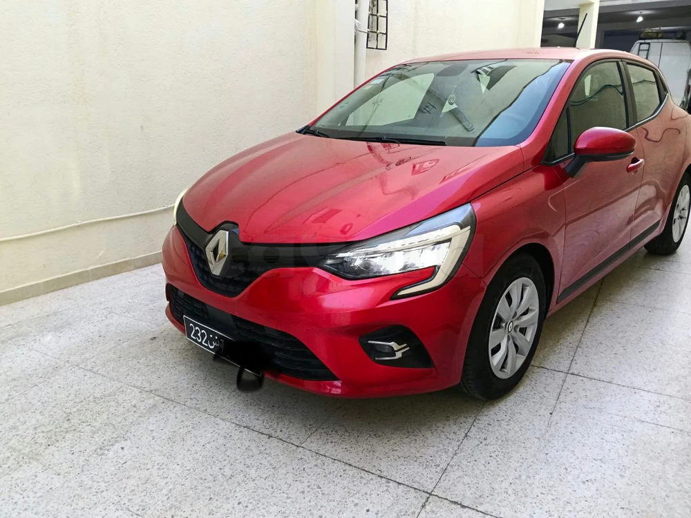 Clio 5 à Makthar, Siliana — photo 3