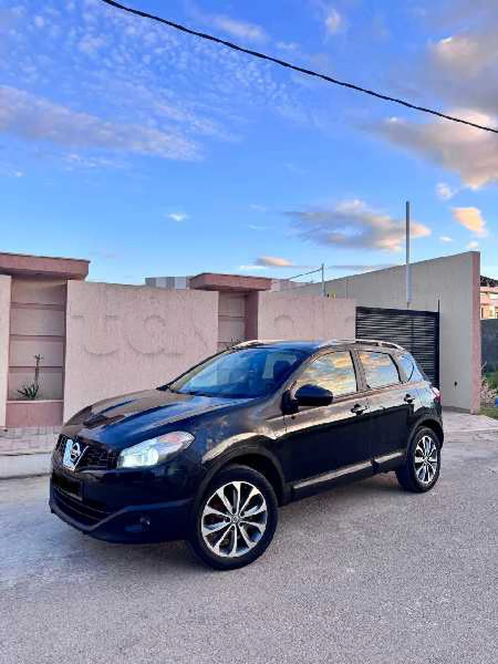 Nissan Qashqai 93370997 à Ksar Hellal, Monastir — photo 1