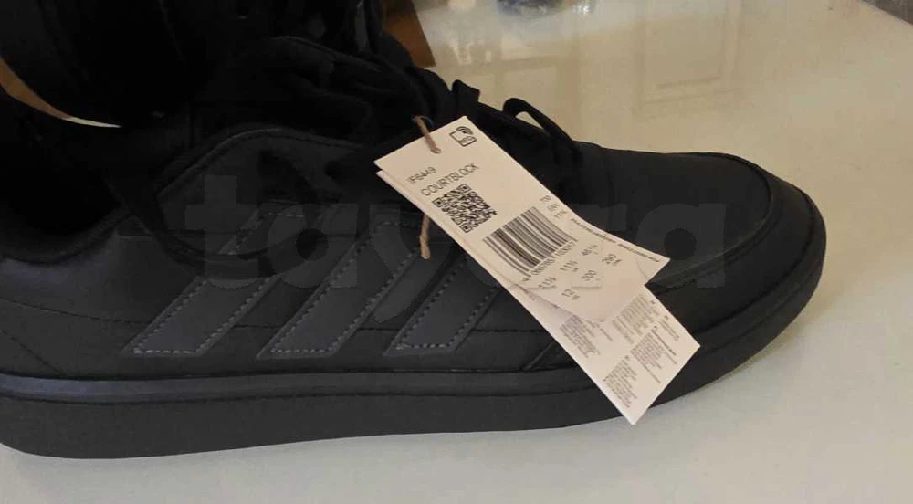 Espadrilles Adidas Neuuuuuf à El Mourouj 3, Ben Arous — photo 4