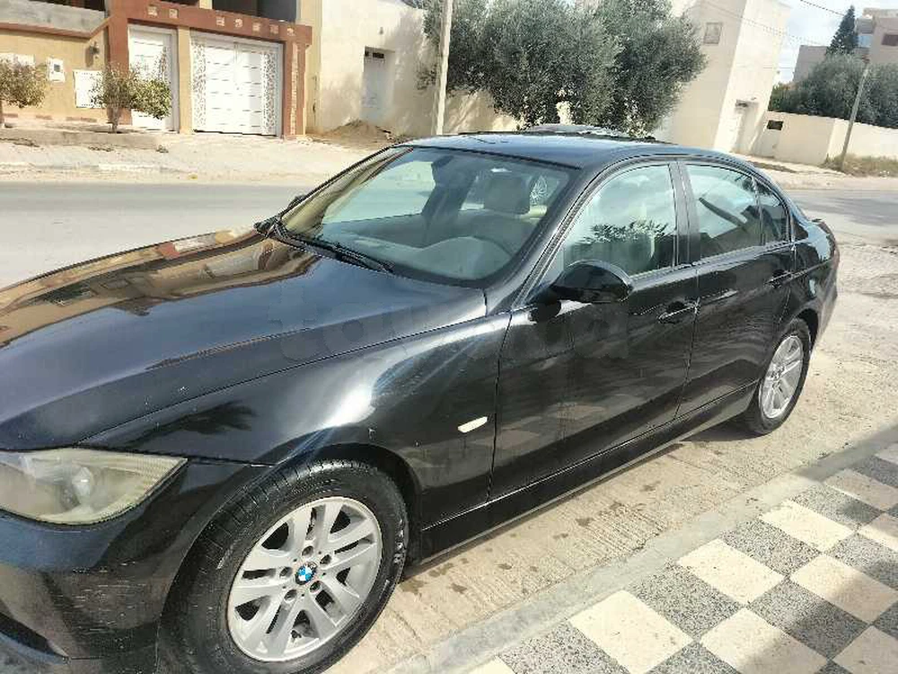 BMW 318D à Sahloul, Sousse — photo 5