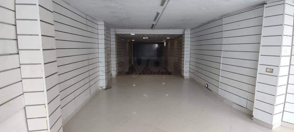À louer en Gerance Libre local commercial de 200 m2, Avenue Fattouma Bourguiba Soukra à La Soukra, Ariana — photo 3