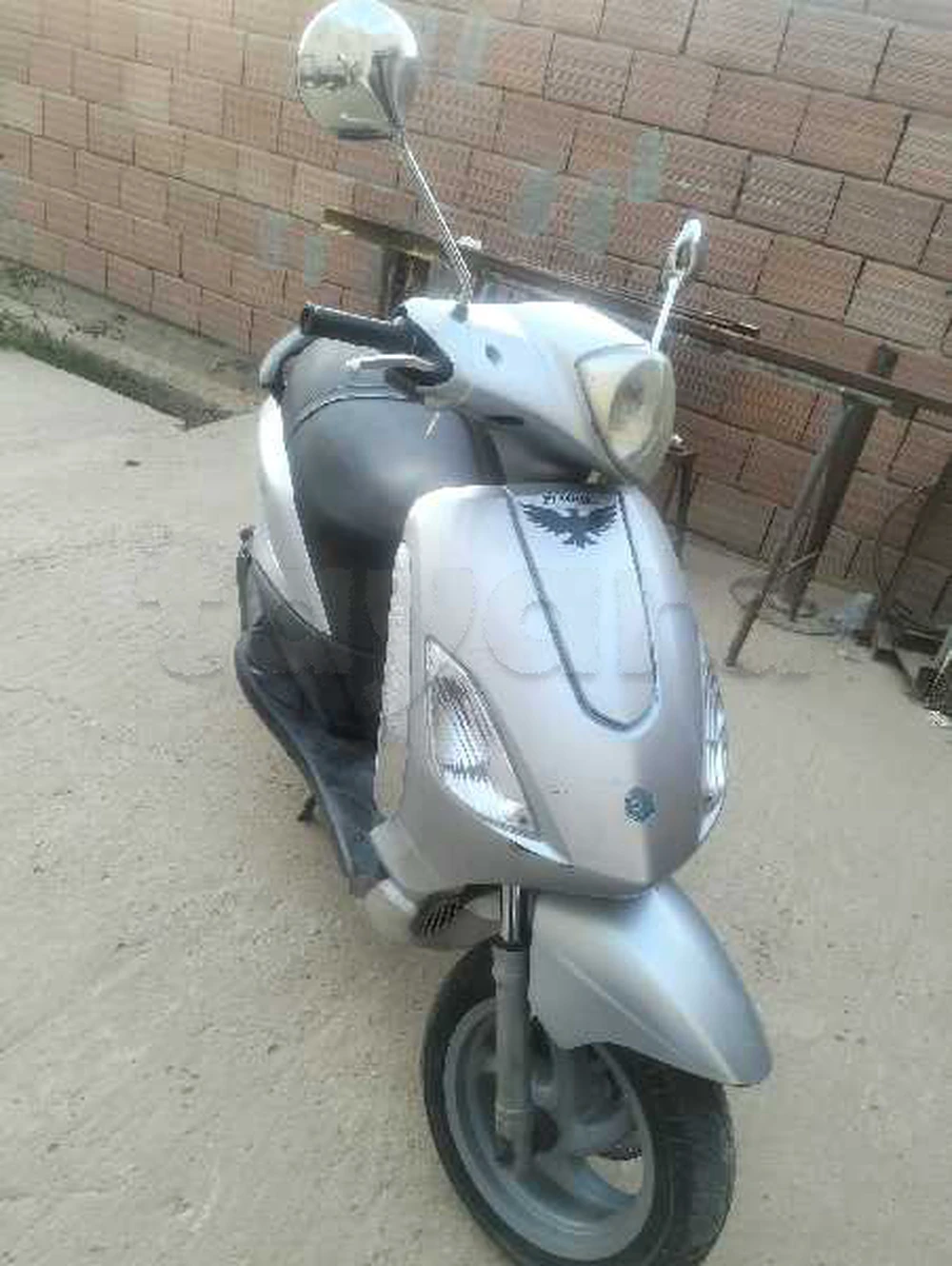 scooter Piaggio fly à Route De Gabes, Sfax — photo 2