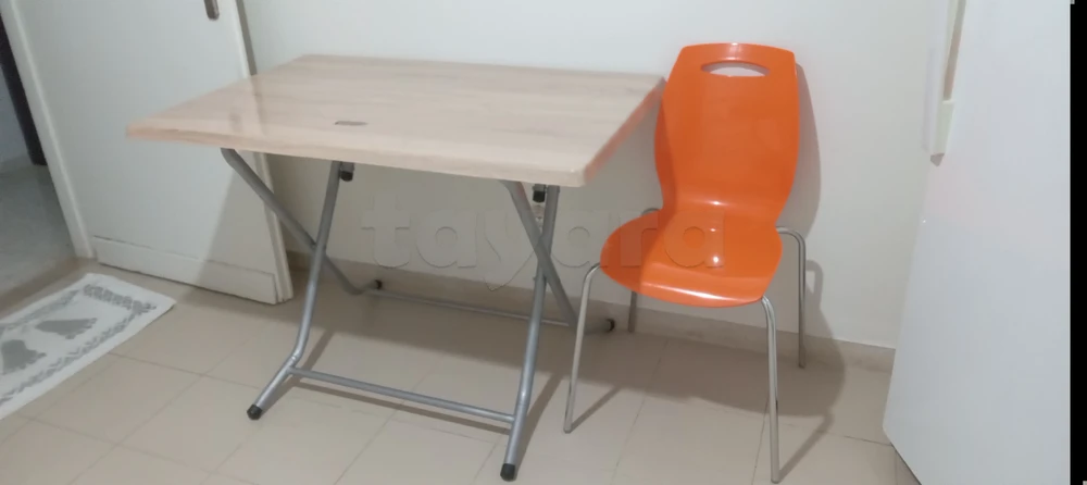 Table pliante à Radès, Ben Arous — photo 1