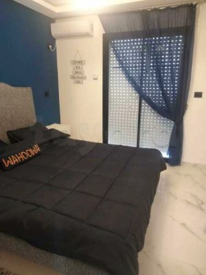 al un très beau et luxueux appartement à cité el wahat l'aouina à El Aouina, Tunis — photo 1