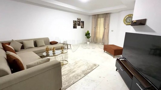 À Louer – Appartement S+3 Bien Meublé à Laouina Situé dans un quartier calme et recherché de Laouina à El Aouina, Tunis — photo 1
